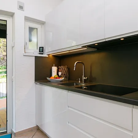 Residenza Miralago Apt- A5 By Interhome Piazzogna