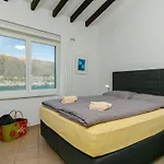 Residenza Miralago Apt- A5 By Interhome Piazzogna